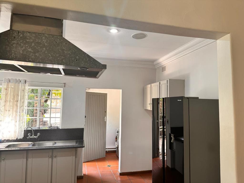 מידלבורג Woods Guest House מראה חיצוני תמונה
